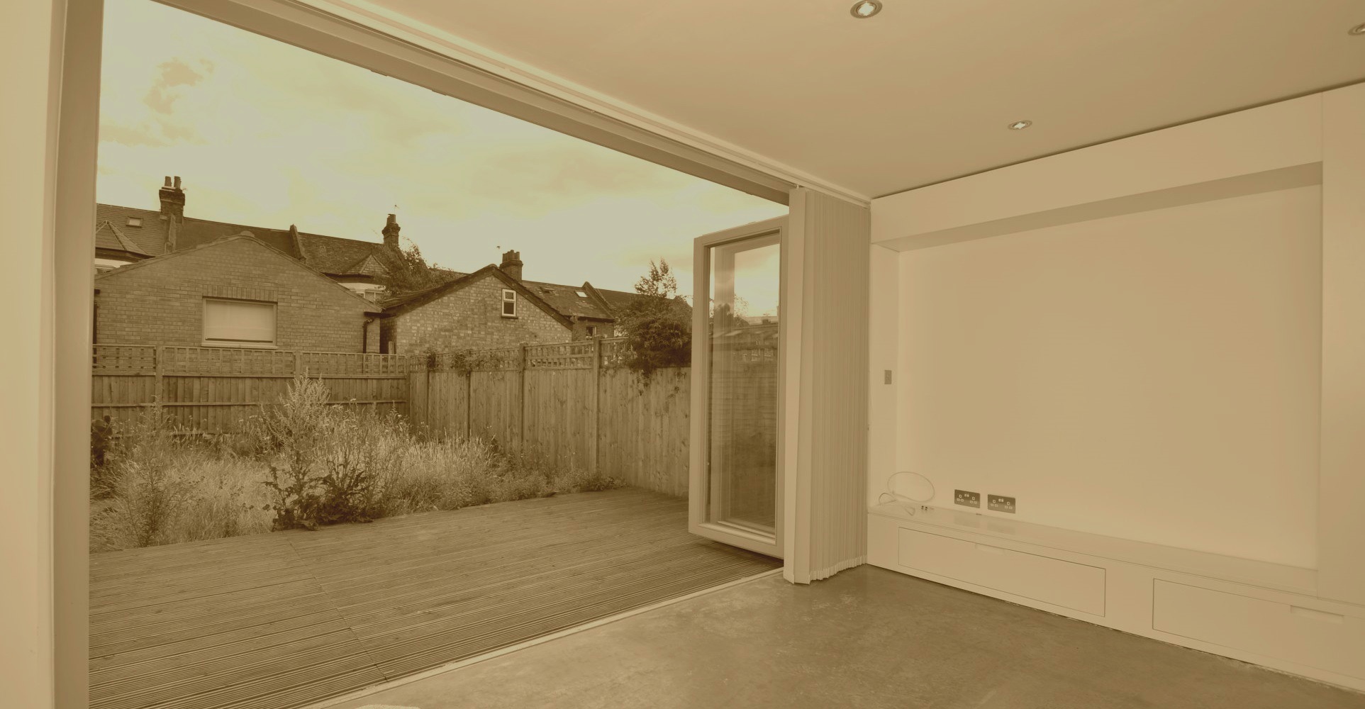 Slider, Glaziers in New Malden, KT3